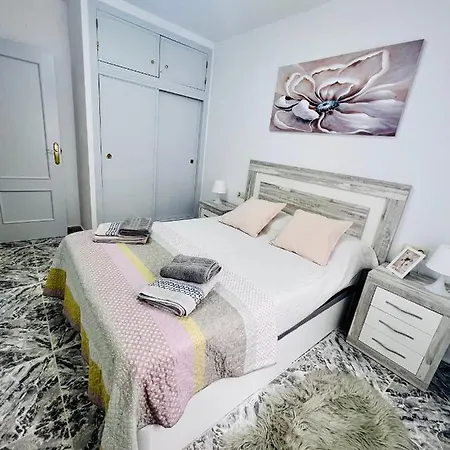 Apartment Stylish 1-Bed Apt, Walk To Beach & Amenities