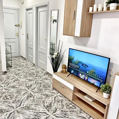 Apartamento Stylish 1-Bed Apt, Walk To Beach & Amenities