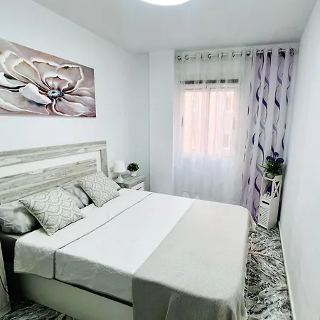 Stylish 1-Bed Apt, Walk To Beach & Amenities Apartamento *
