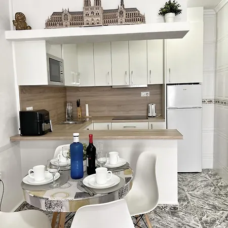 Apartamento Stylish 1-Bed Apt, Walk To Beach & Amenities *