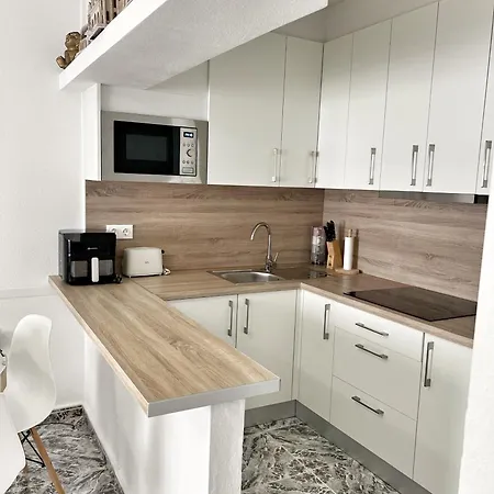 Apartamento Stylish 1-Bed Apt, Walk To Beach & Amenities *